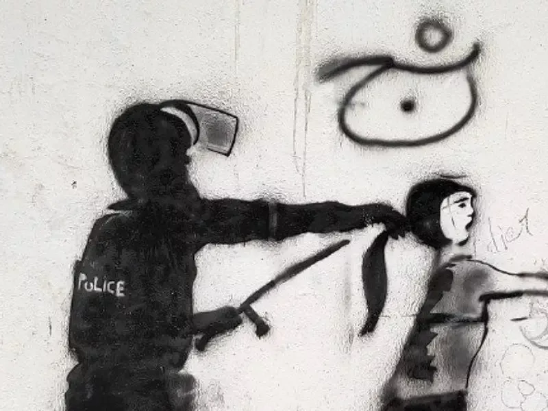 جنگ خیابانی با زنان+ ویدئو